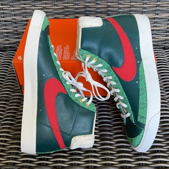 Nike Blazer Mid 77 Vintage MENS - Picture 14 of 16